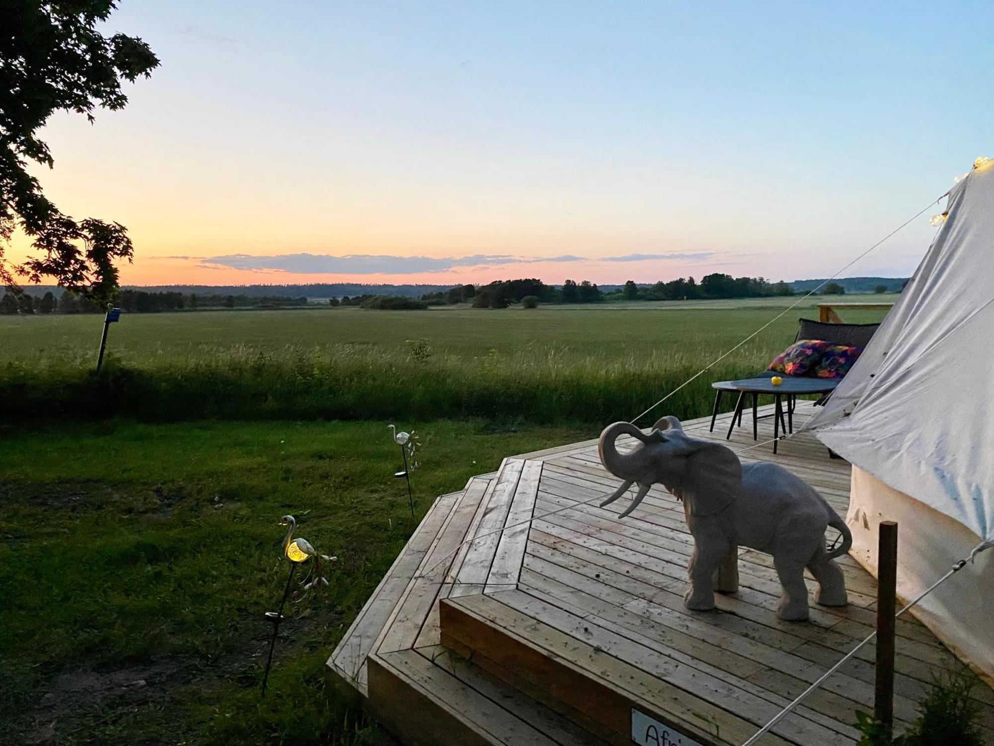 Soerby Glamping Hotel Klockrike Kültér fotó